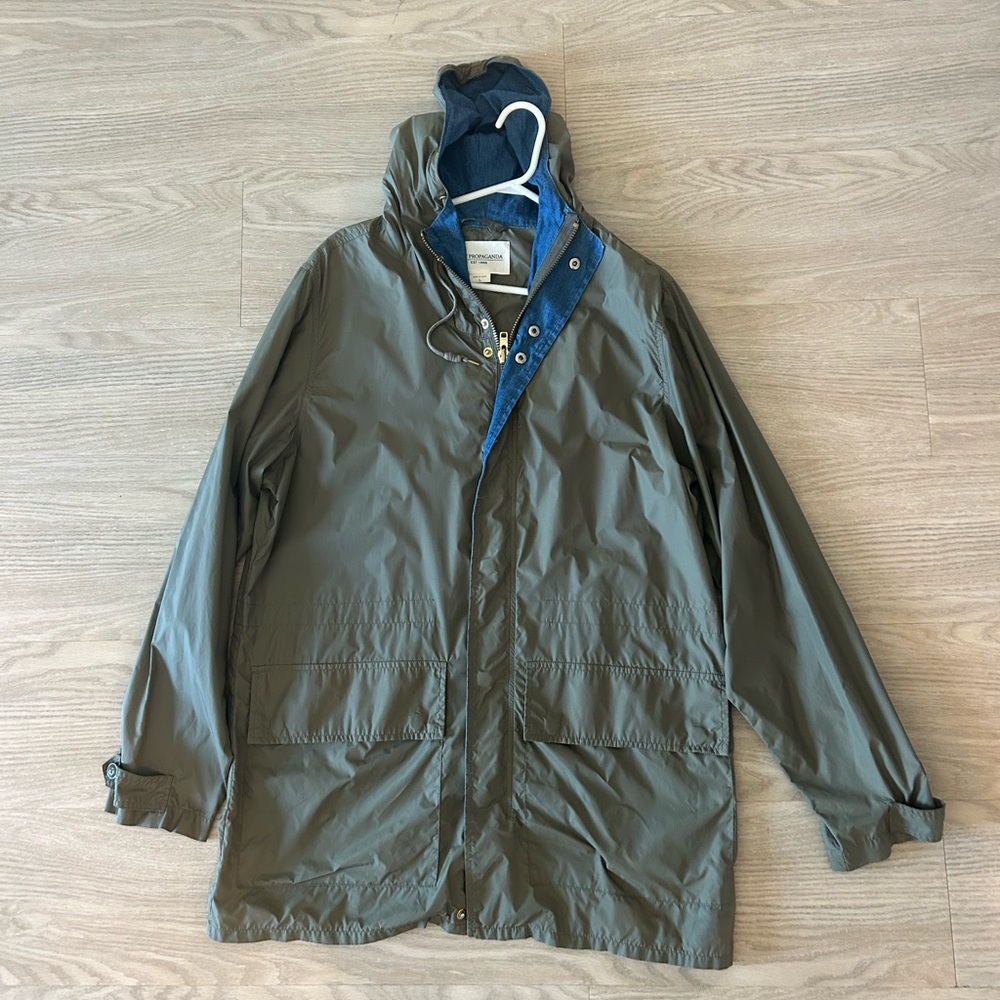 Obey long lightweight jacket size Large